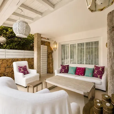 Sweet With Garden And Shared Pool Porto Rotondo