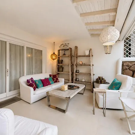 Sweet With Garden And Shared Pool Porto Rotondo